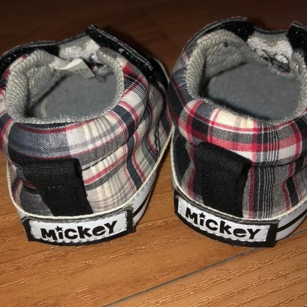Disney Mickey Mouse‎ 3-6 months Baby Crib Shoes